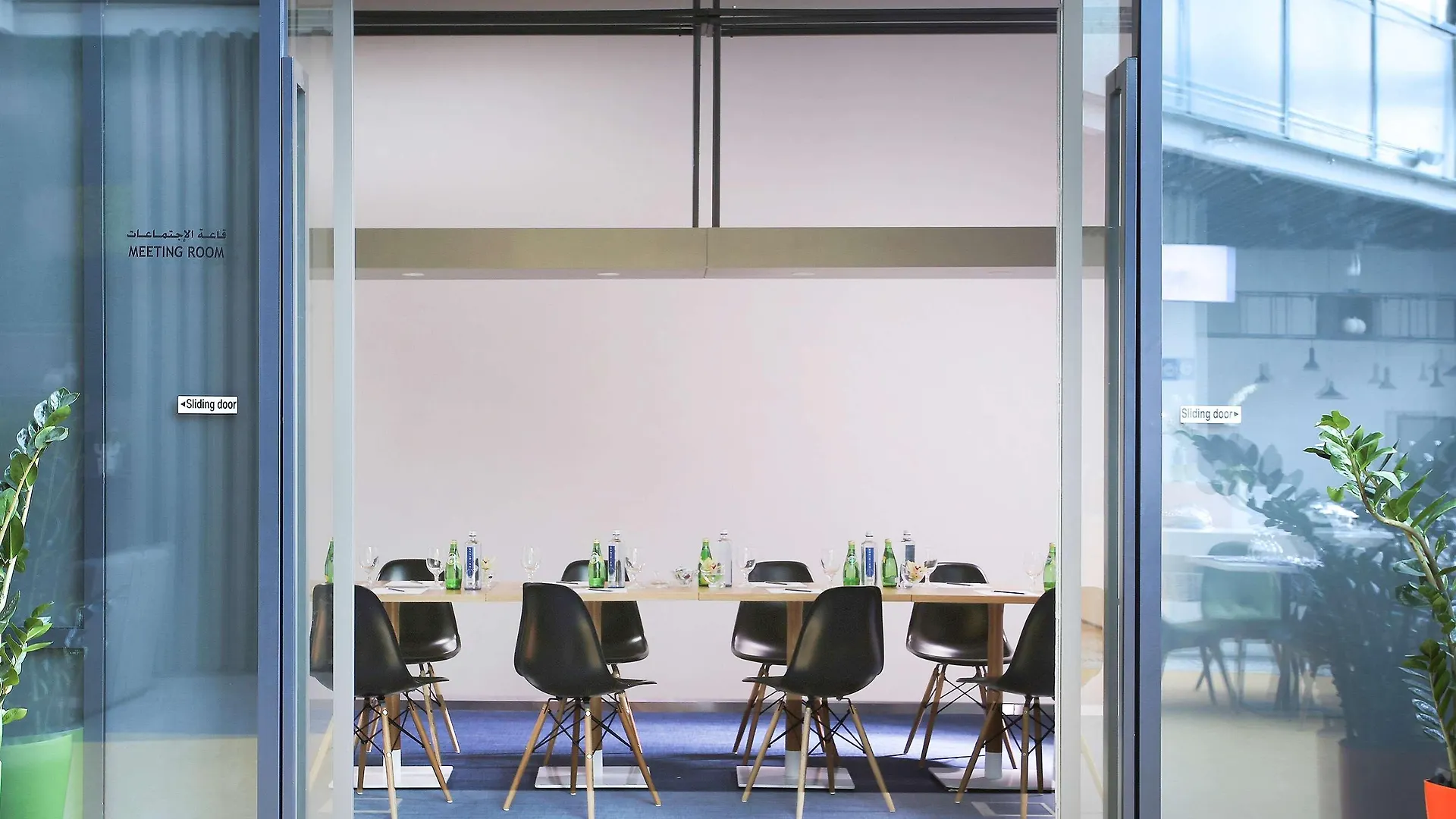 Ibis Styles Dubai Jumeira 3*,